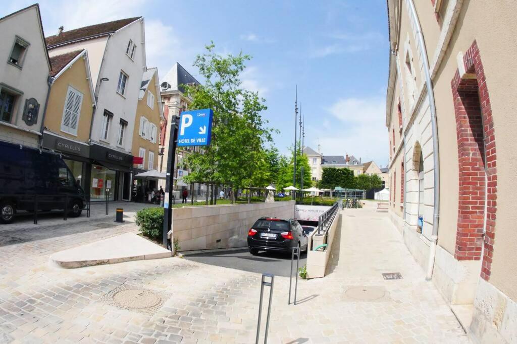 Coeur de Ville, Charmant 2 pieces, Parking/Wifi ! Chartres Extérieur photo
