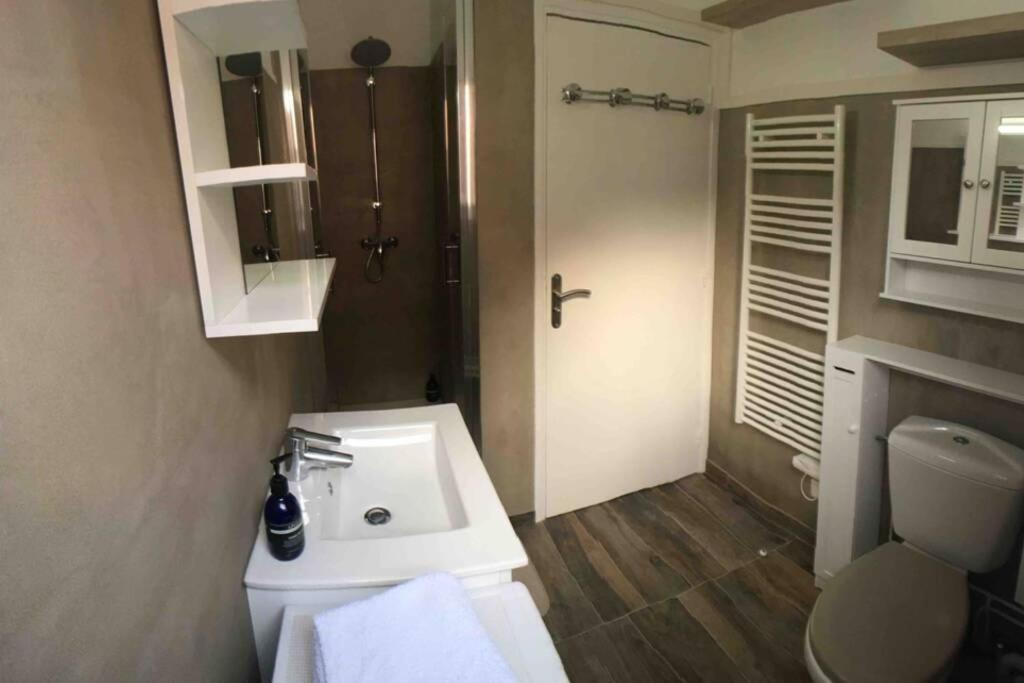 Coeur de Ville, Charmant 2 pieces, Parking/Wifi ! Chartres Extérieur photo